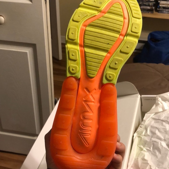 Nike Air 270 - Picture 3 of 5